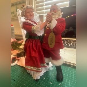 Possible Dreams Santa and Mrs. Claus